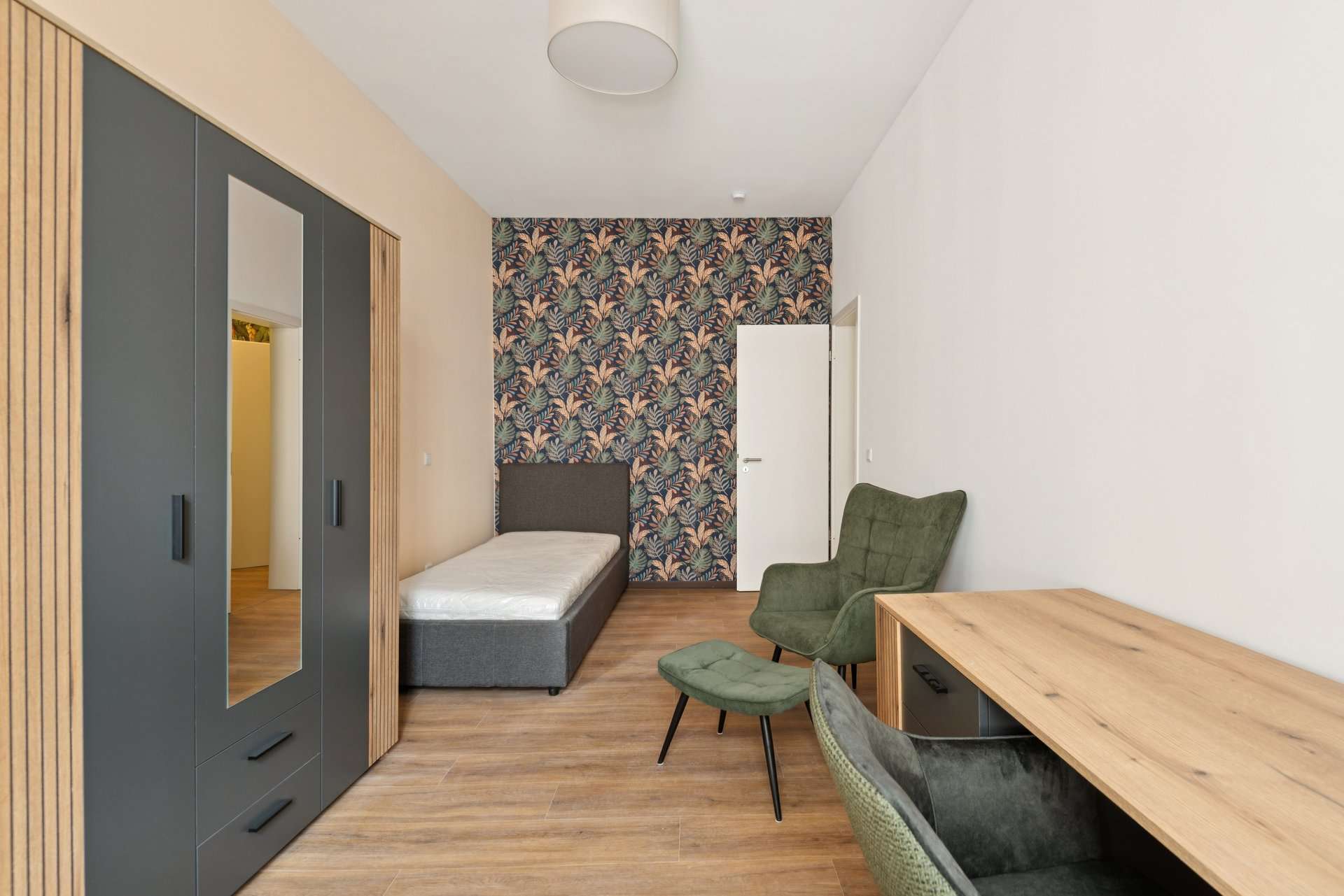 Thumbnail-Wohnung zum Mieten in Frankfurt 1.053,00 € 32.8 m²