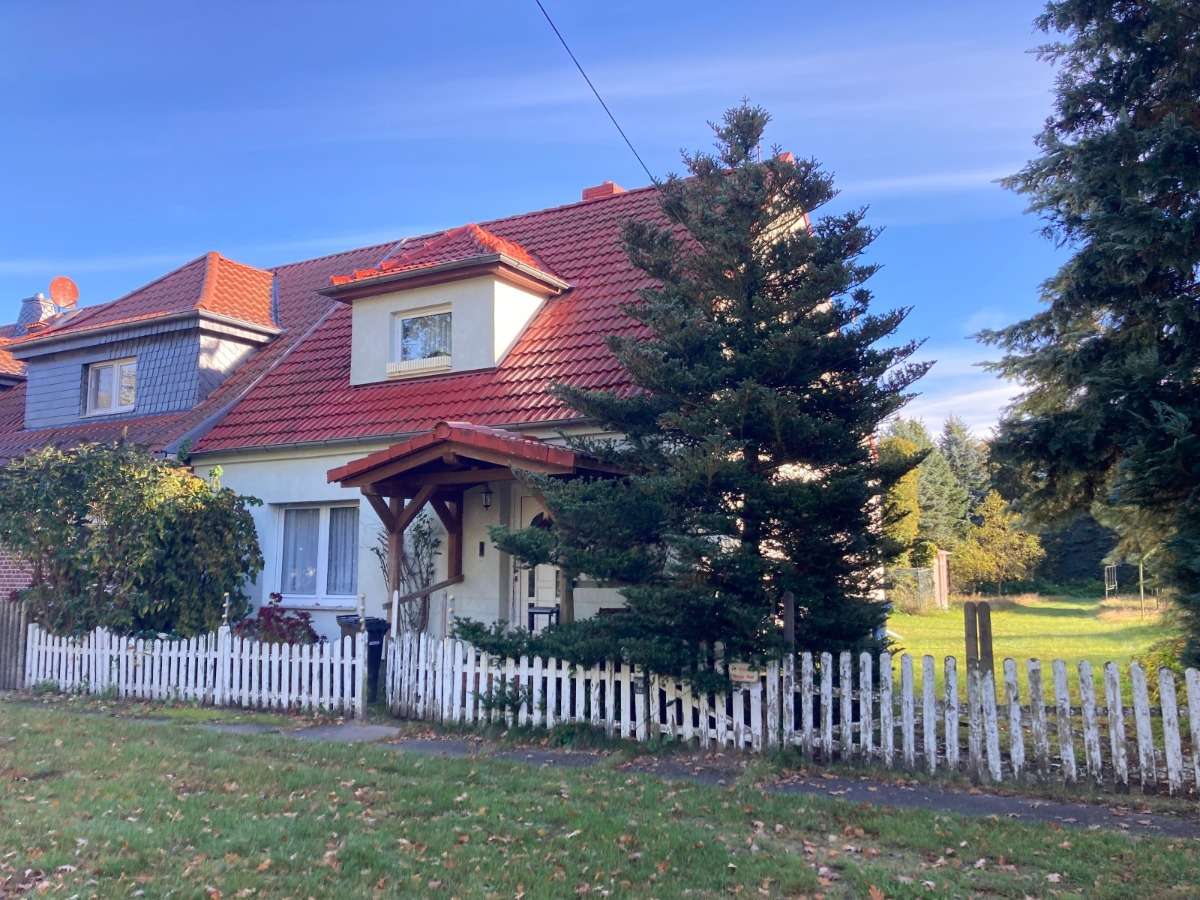 Thumbnail-Haus zum Kaufen in Wesenberg 155.000,00 € 140 m²