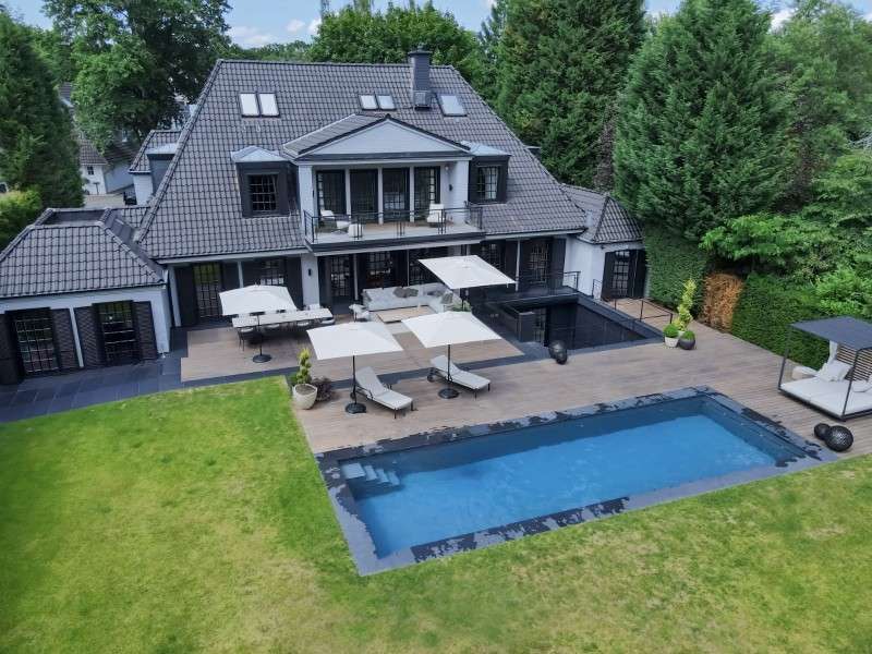 Thumbnail-Haus zum Kaufen in Meerbusch 4.950.000,00 € 530 m²