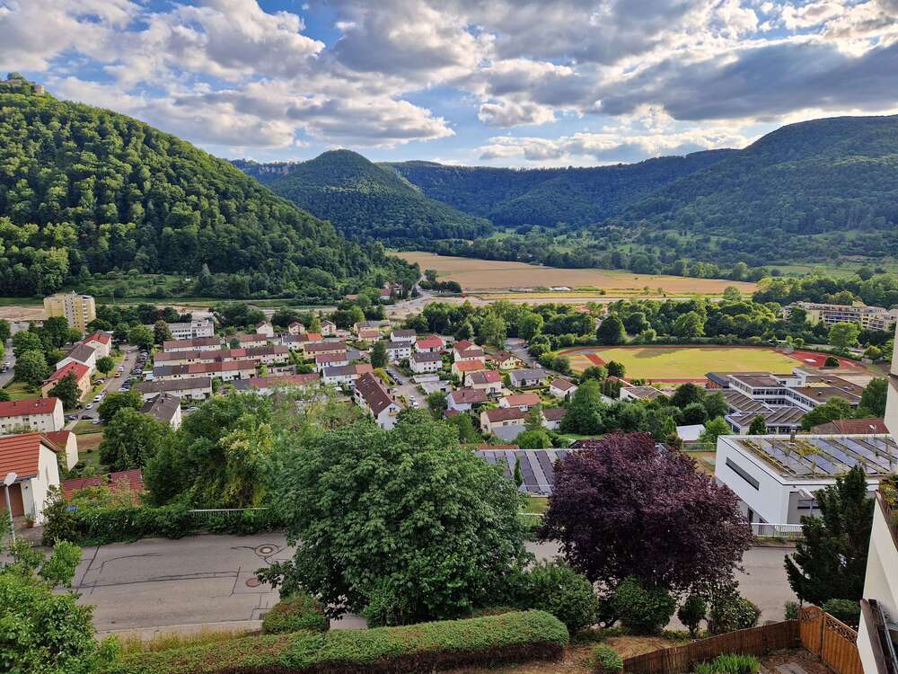 Thumbnail-Wohnung zum Kaufen in Bad Urach 375.000,00 € 147 m²