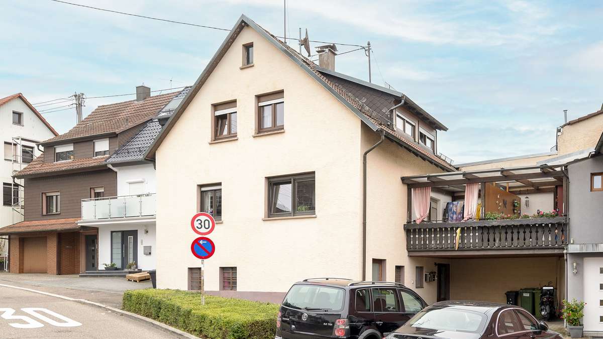Thumbnail-Haus zum Kaufen in Karlsbad Langensteinbach 265.000,00 € 97 m²
