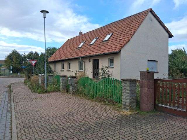 Thumbnail-Haus zum Kaufen in Hornburg 98.000,00 € 180 m²