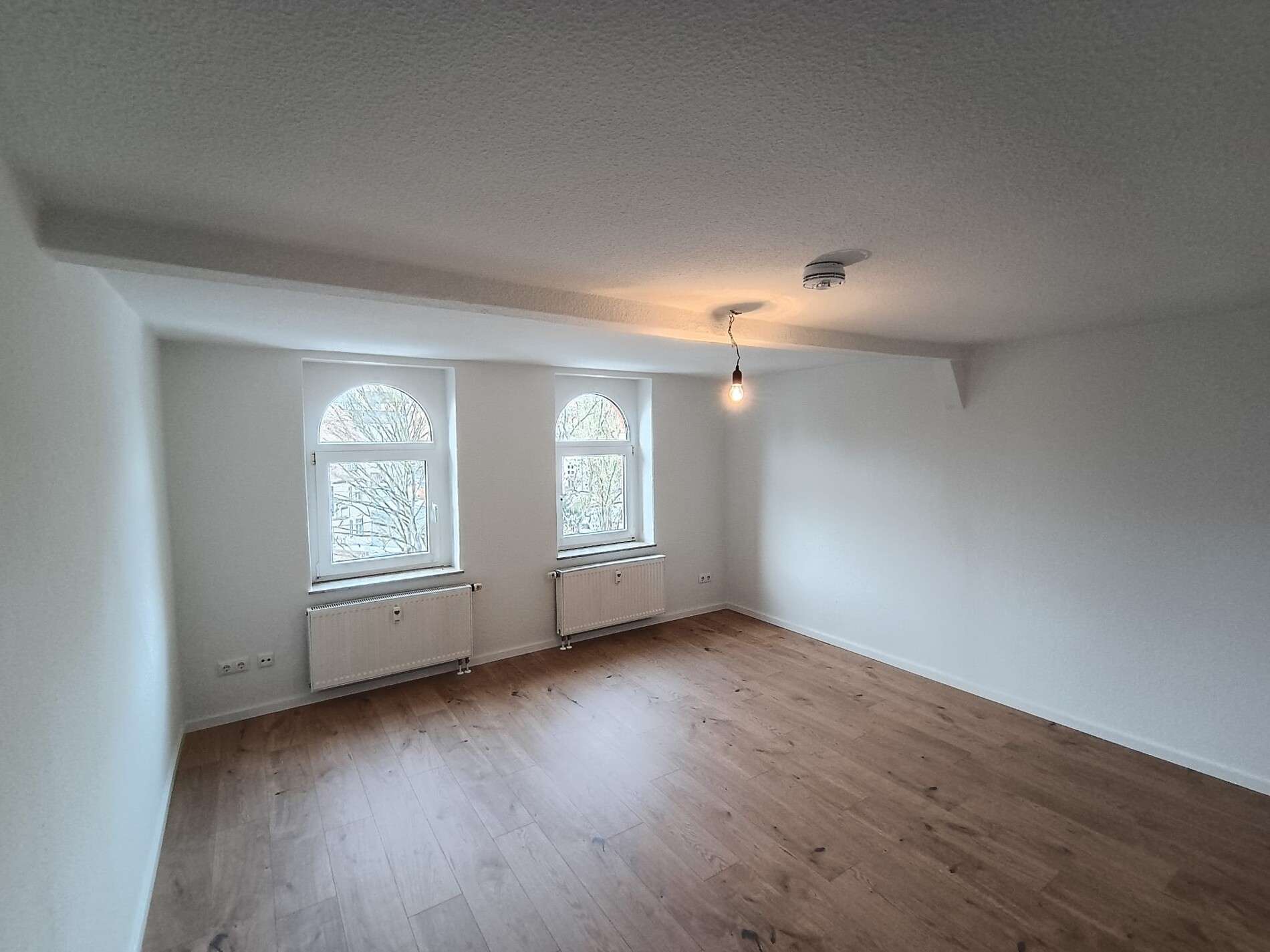 Thumbnail-Wohnung zum Mieten in Reichenbach im Vogtland 450,00 € 74.4 m²