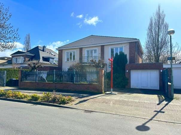 Thumbnail-Haus zum Mieten in Meerbusch 11.900,00 € 363 m²