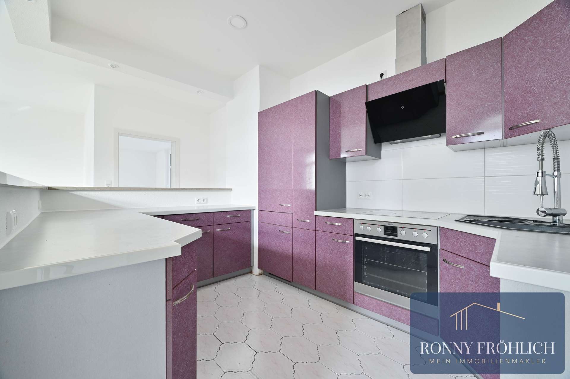 Thumbnail-Wohnung zum Mieten in ThalheimErzgeb. 589,00 € 95 m²