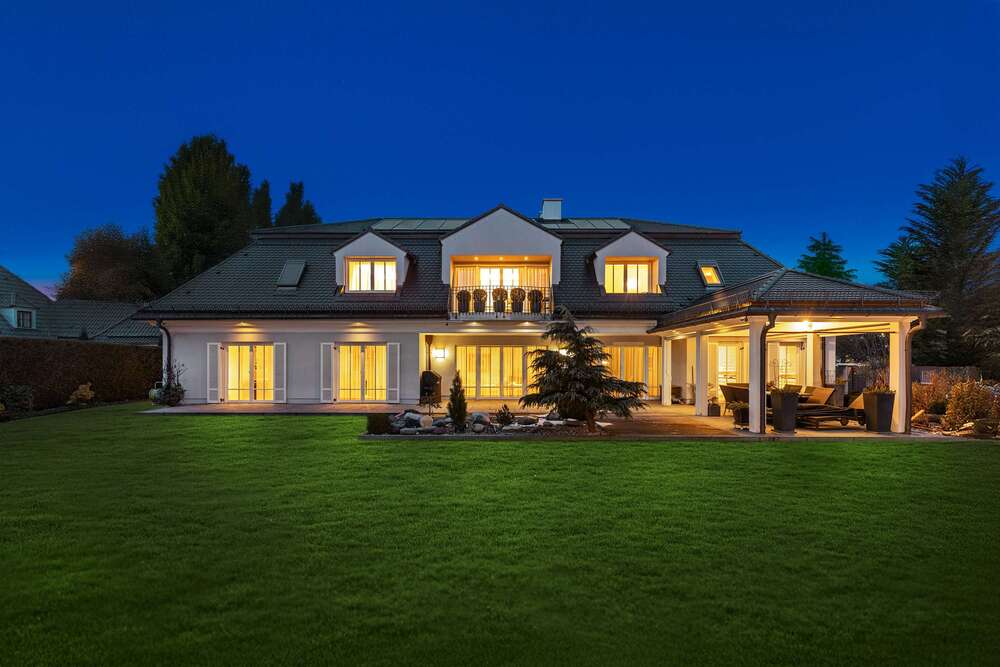 Thumbnail-Haus zum Kaufen in München 6.500.000,00 € 480 m²