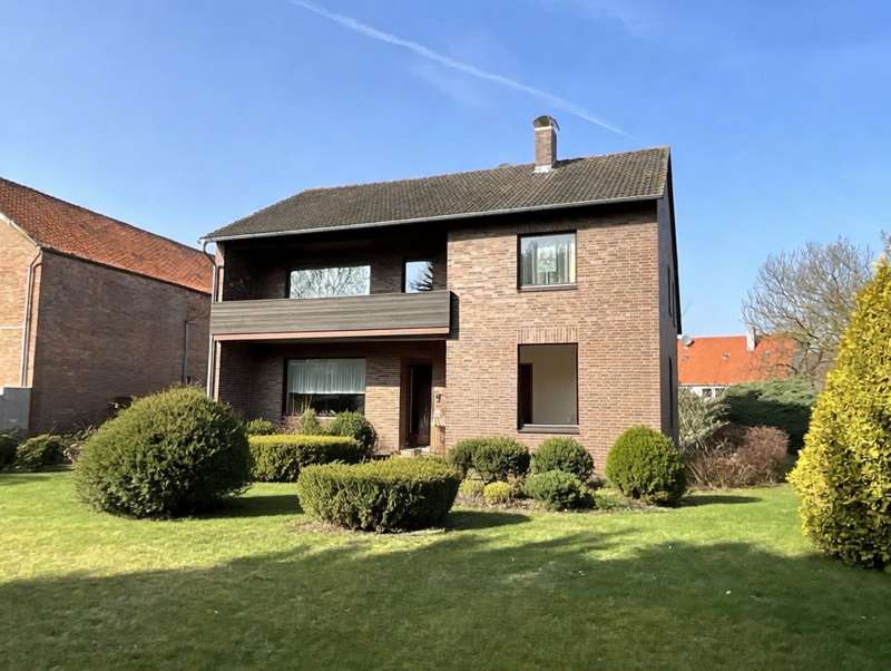 Thumbnail-Haus zum Kaufen in Vechelde 365.000,00 € 206 m²