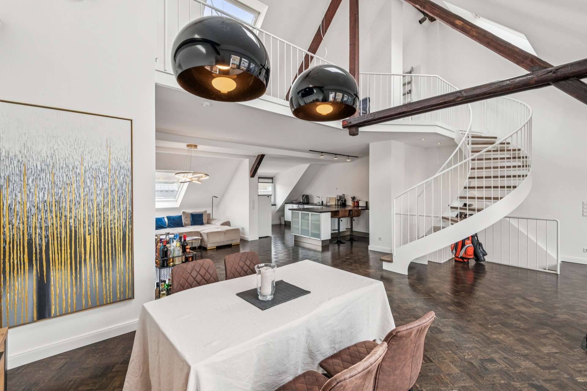 Thumbnail-Wohnung zum Kaufen in Düsseldorf 749.000,00 € 183.69 m²