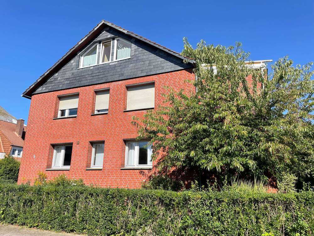 Thumbnail-Haus zum Kaufen in Wunstorf 320.000,00 € 174.42 m²