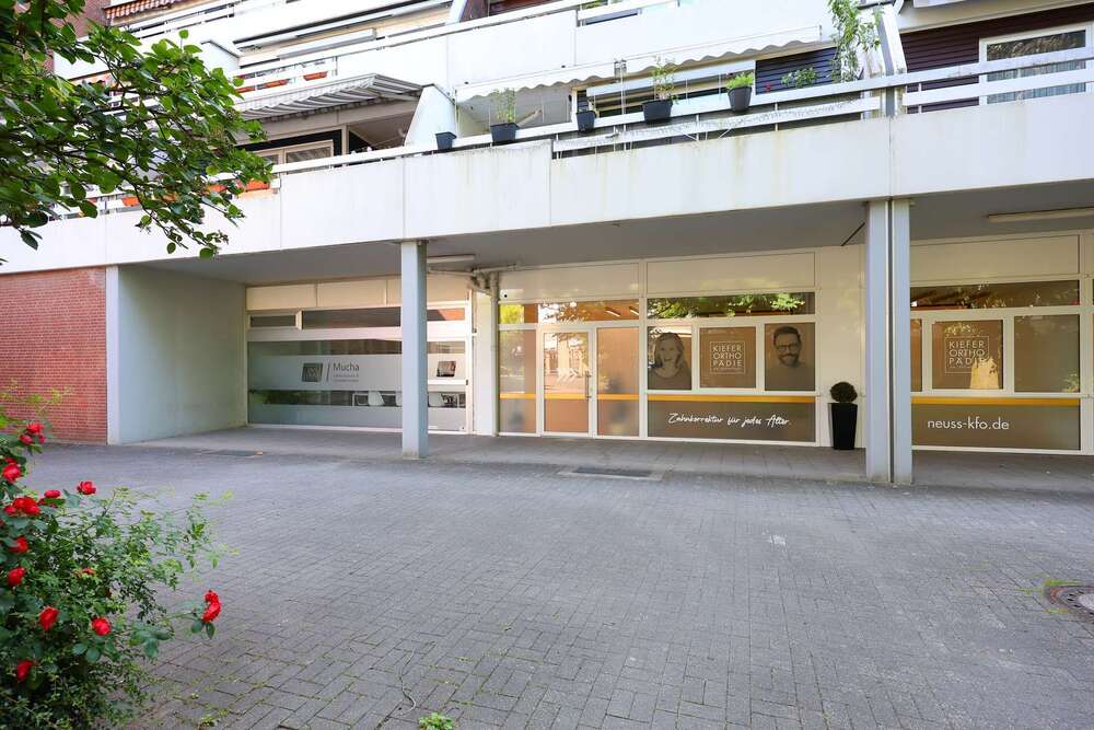 Thumbnail-Büro in Neuss 350.000,00 € 351 m²