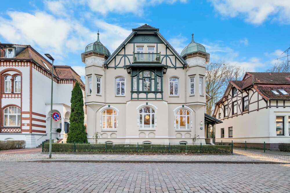 Thumbnail-Büro in Neumünster 2.200,00 € 217 m²