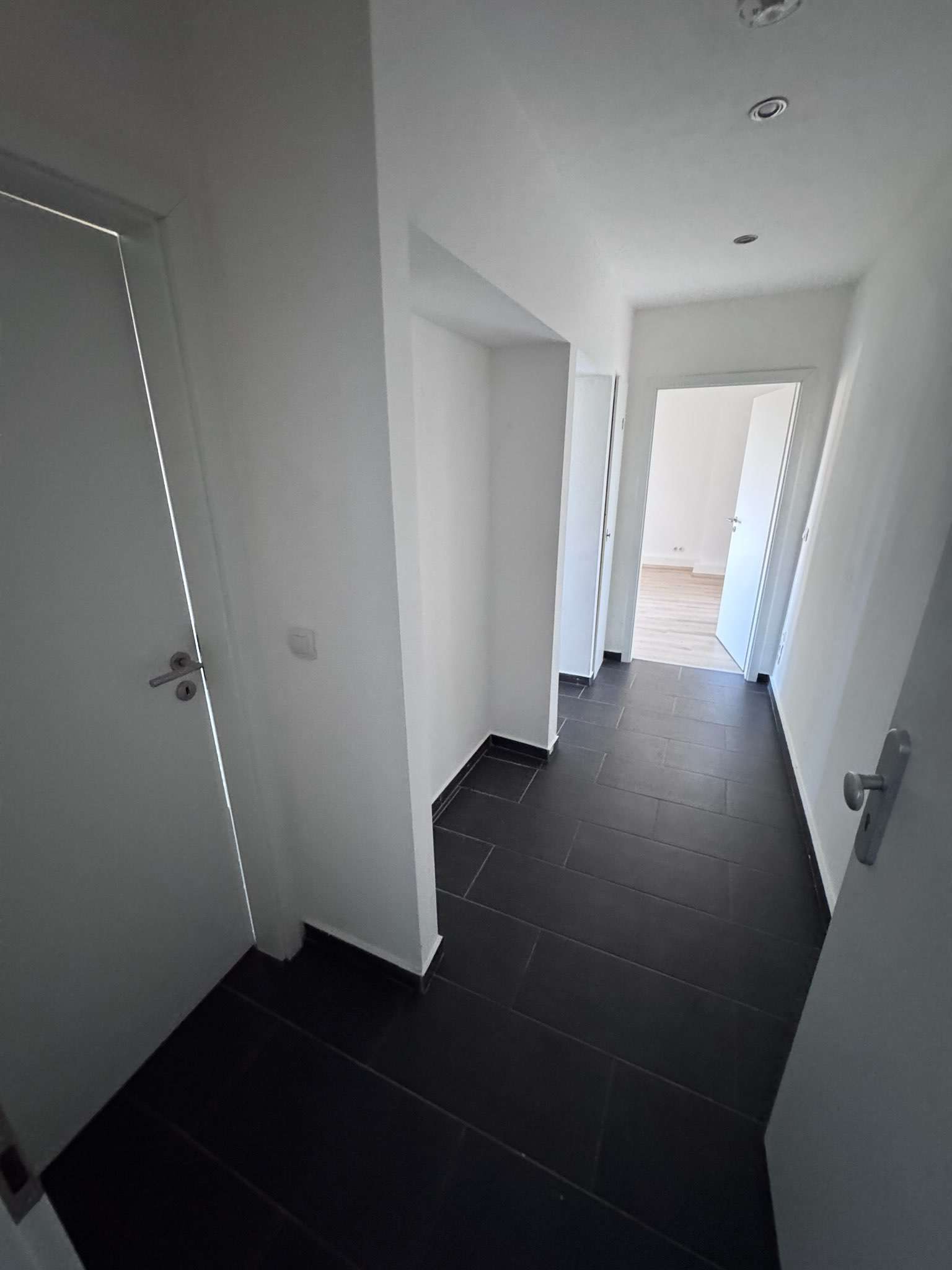 Thumbnail-Wohnung zum Mieten in Wolfen (Krondorf) 320,00 € 49.5 m²