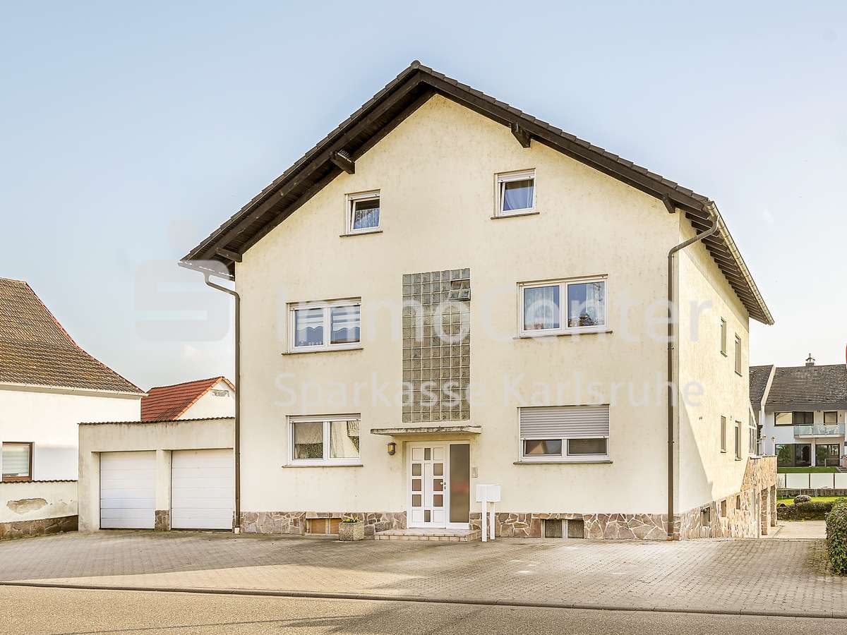 Thumbnail-Haus zum Kaufen in Oberhausen-Rheinhausen 599.000,00 € 213.3 m²