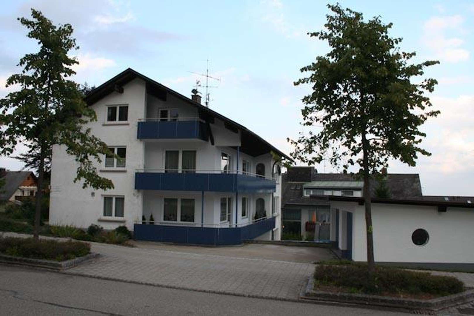 Thumbnail-Wohnung zum Mieten in Höchenschwand 1.200,00 € 143 m²