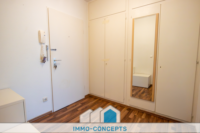 Thumbnail-Wohnung zum Kaufen in Halstenbek 169.000,00 € 51.71 m²