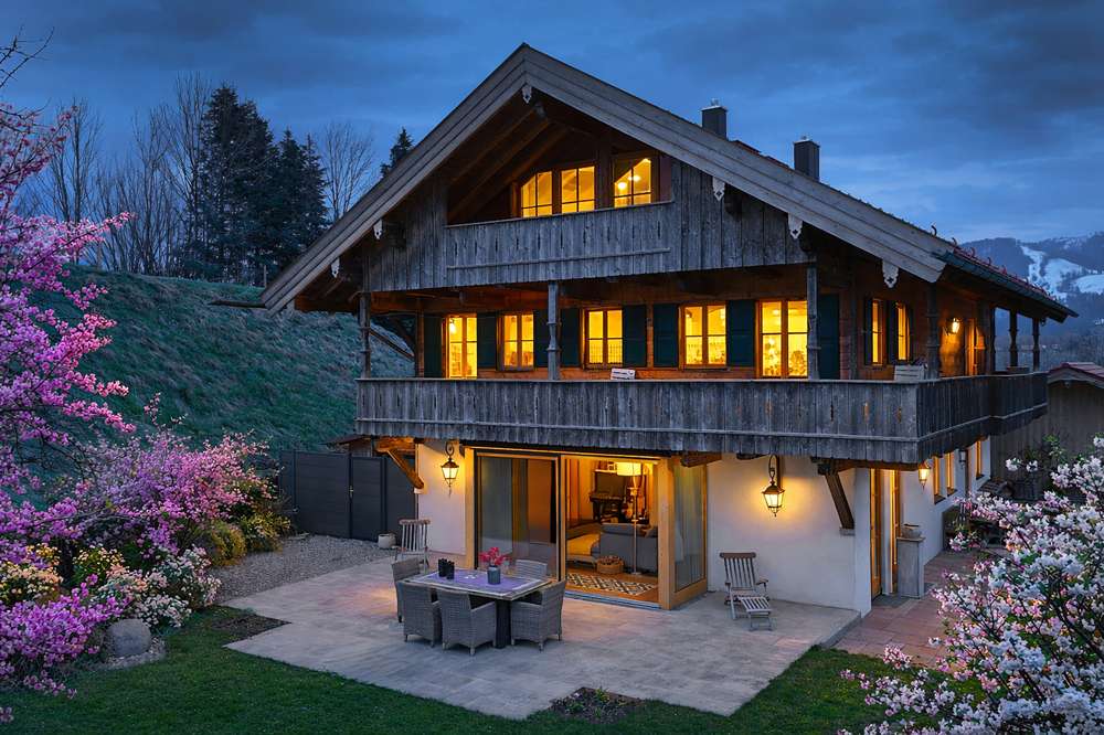 Thumbnail-Haus zum Kaufen in Bad Tölz Arzbach 1.700.000,00 € 265 m²
