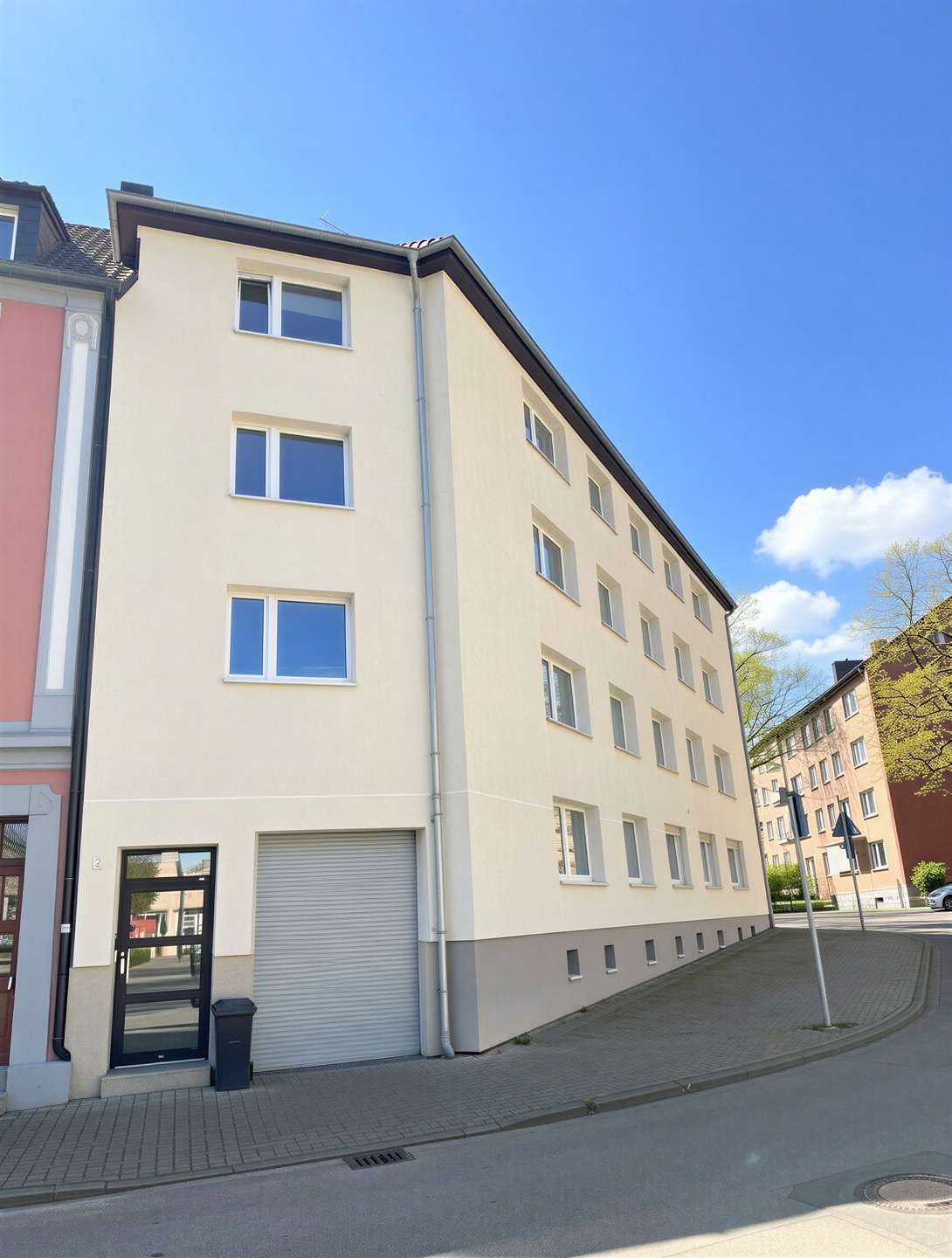 Thumbnail-Haus zum Kaufen in Gelsenkirchen 720.000,00 € 700.38 m²