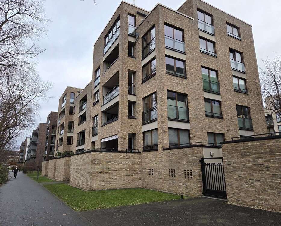 Thumbnail-Wohnung zum Kaufen in Hamburg 989.000,00 € 120 m²