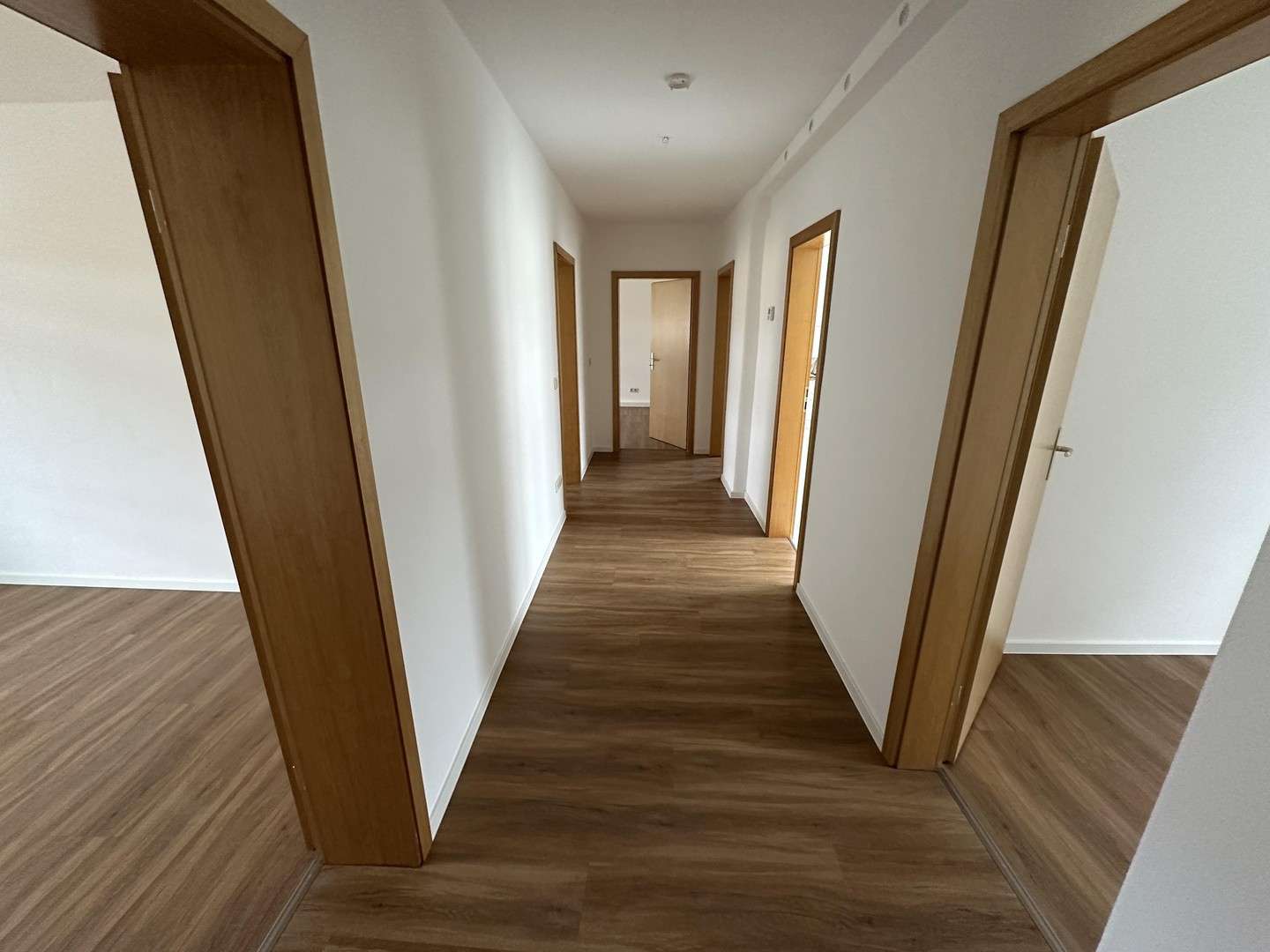 Thumbnail-Wohnung zum Mieten in Weiden 850,00 € 85 m²