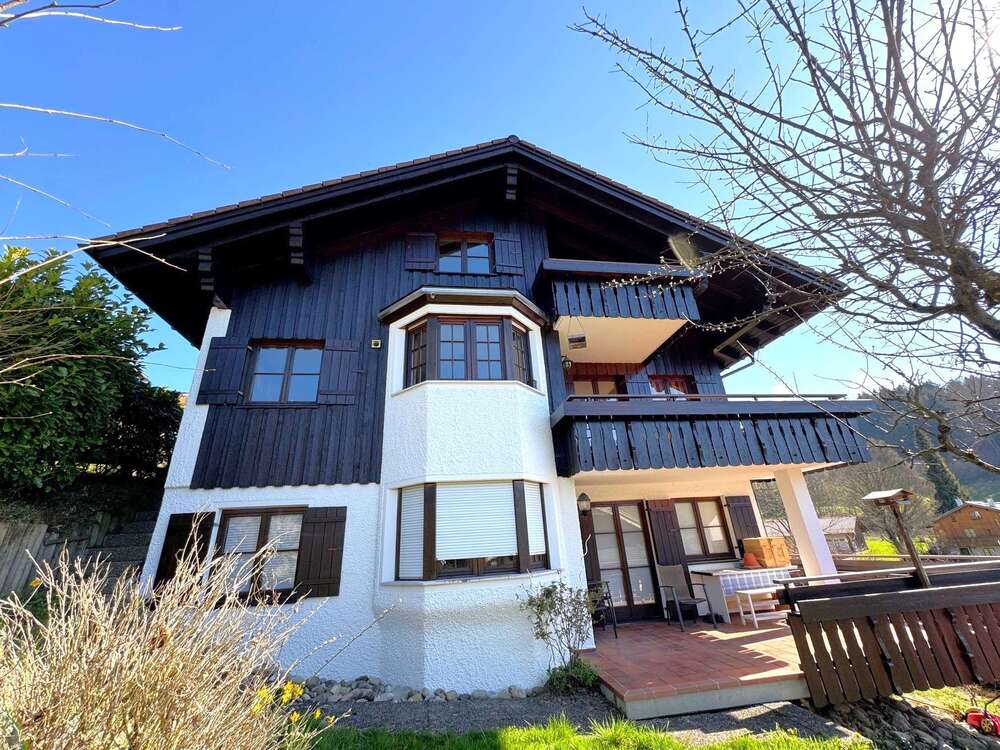 Thumbnail-Haus zum Kaufen in Oberstaufen 1.250.000,00 € 240 m²