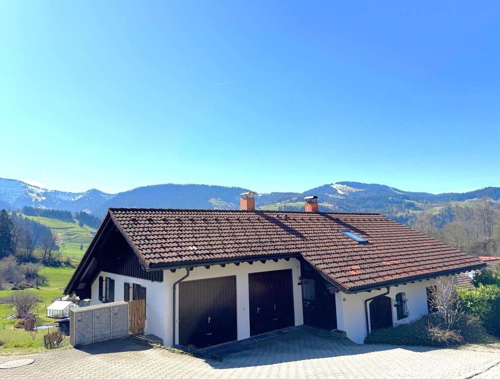 Thumbnail-Haus zum Kaufen in Oberstaufen 1.250.000,00 € 240 m²