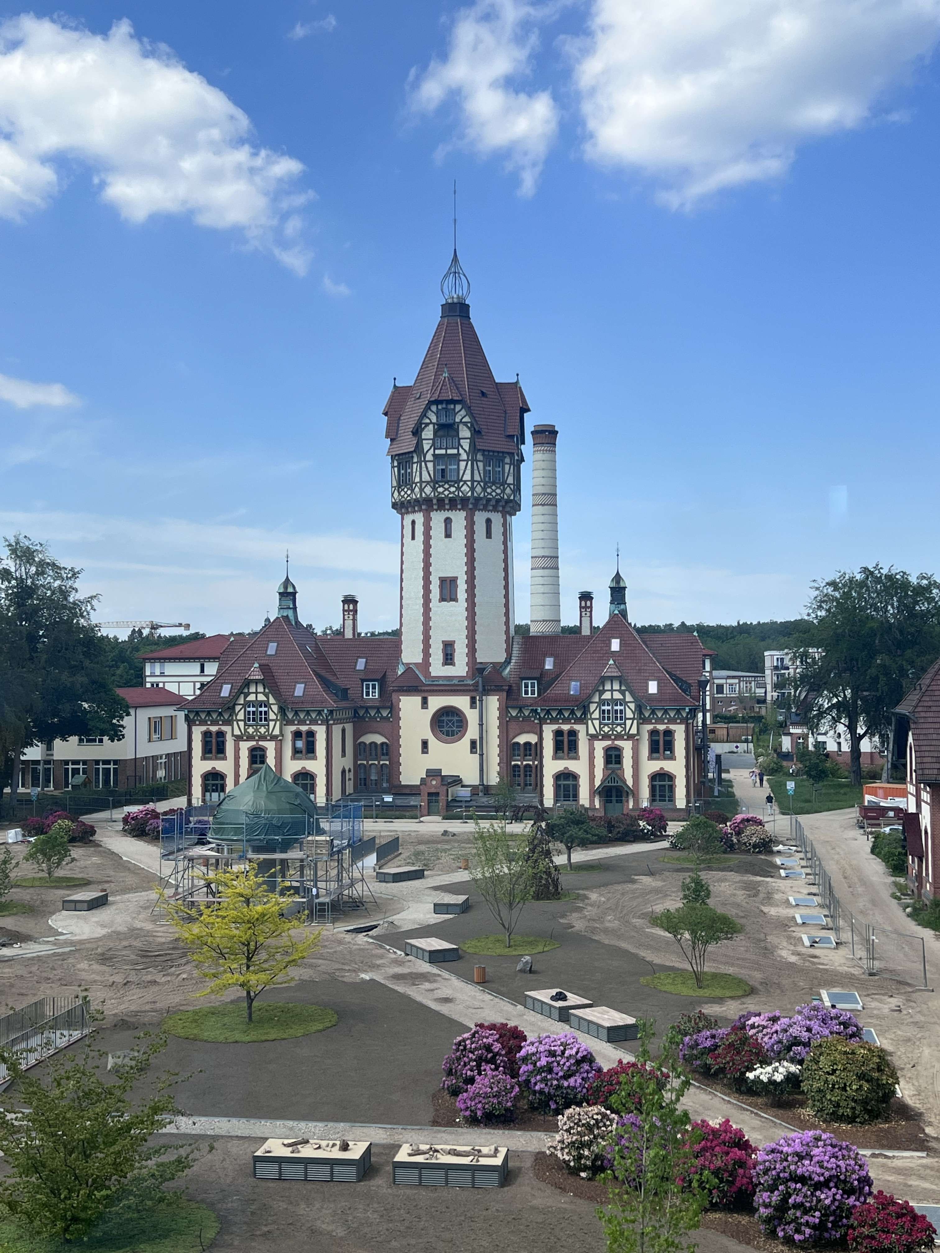 Thumbnail-Wohnung zum Mieten in Beelitz-Heilstätten 1.600,00 € 146.03 m²