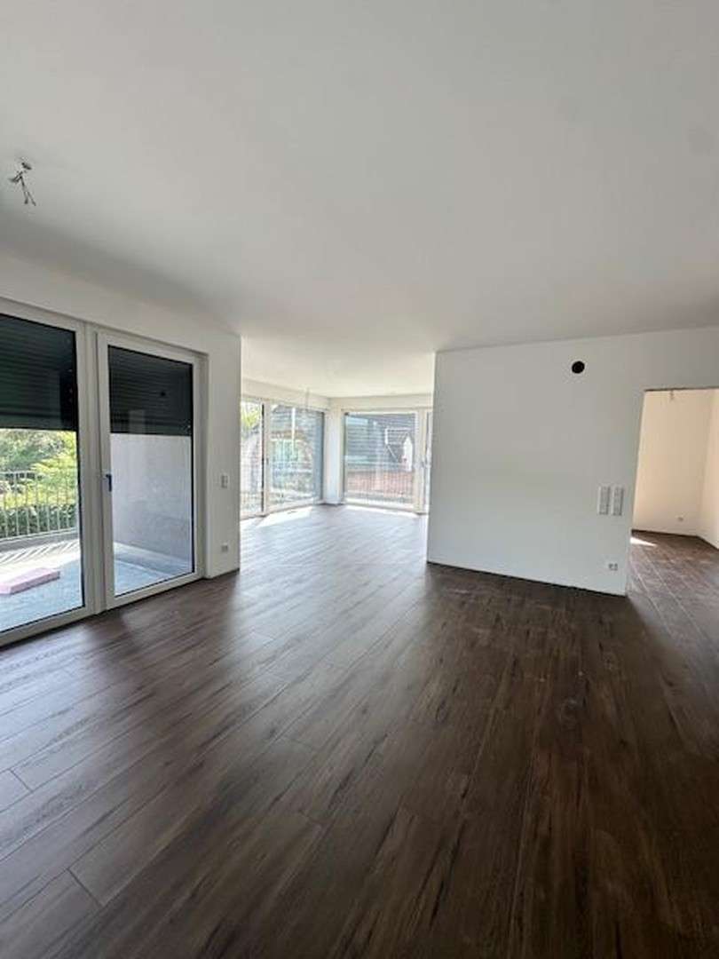 Thumbnail-Wohnung zum Mieten in Verl 1.700,00 € 145 m²