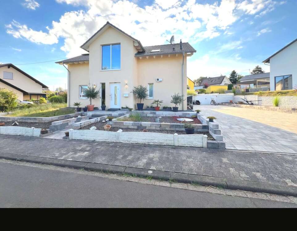 Thumbnail-Haus zum Kaufen in Bergen 429.000,00 € 189 m²