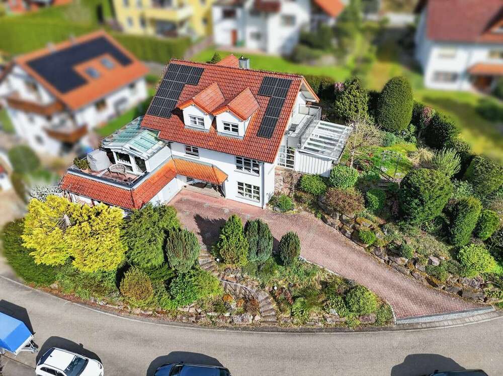 Thumbnail-Haus zum Kaufen in Höfen an der Enz 630.000,00 € 195 m²