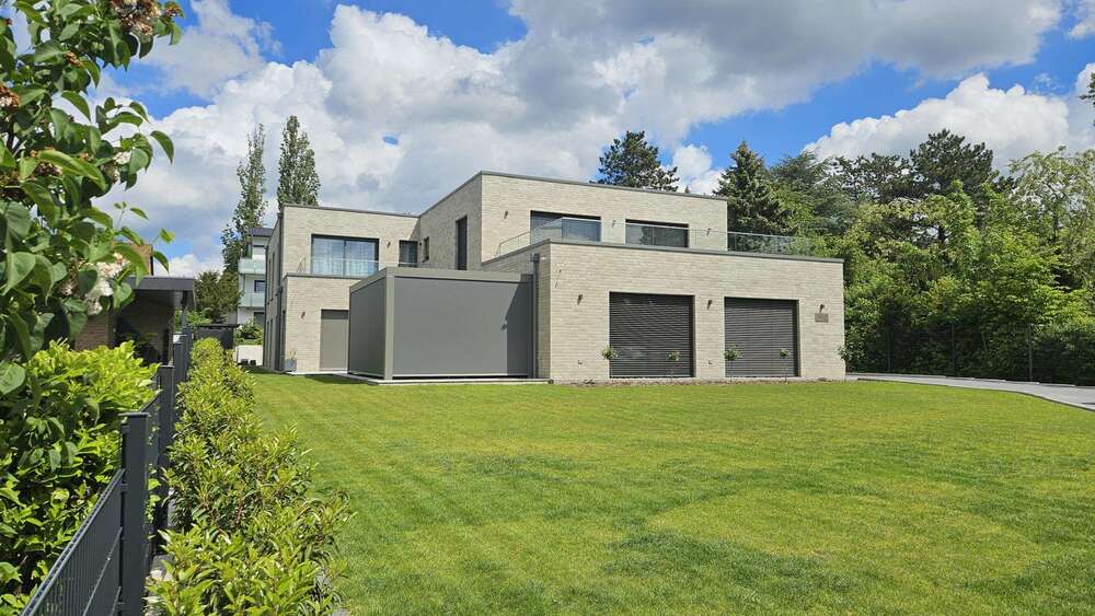 Thumbnail-Wohnung zum Mieten in Minden 2.100,00 € 202 m²