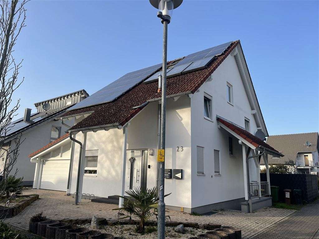 Thumbnail-Haus zum Kaufen in Iffezheim 630.000,00 € 205 m²