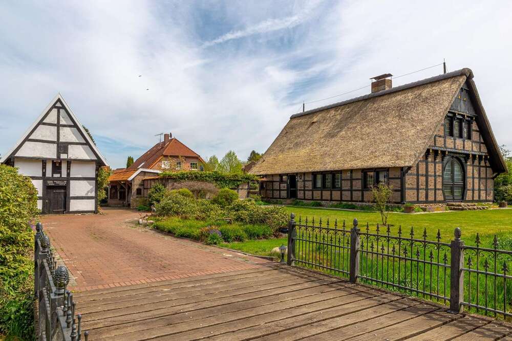 Thumbnail-Haus zum Kaufen in Friesoythe 598.000,00 € 222 m²