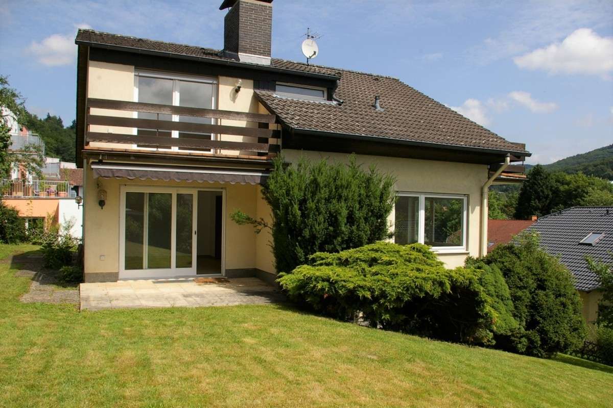 Thumbnail-Haus zum Kaufen in Eppstein 669.000,00 € 207 m²
