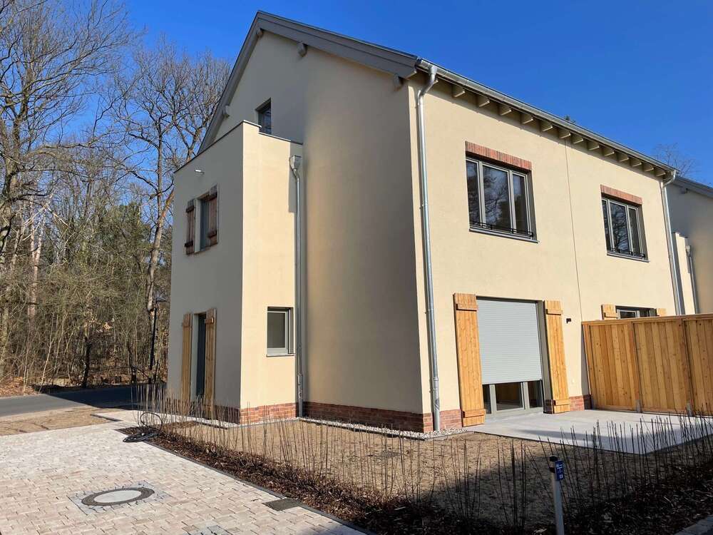 Thumbnail-Haus zum Mieten in Beelitz Heilstätten 1.881,88 € 144.76 m²