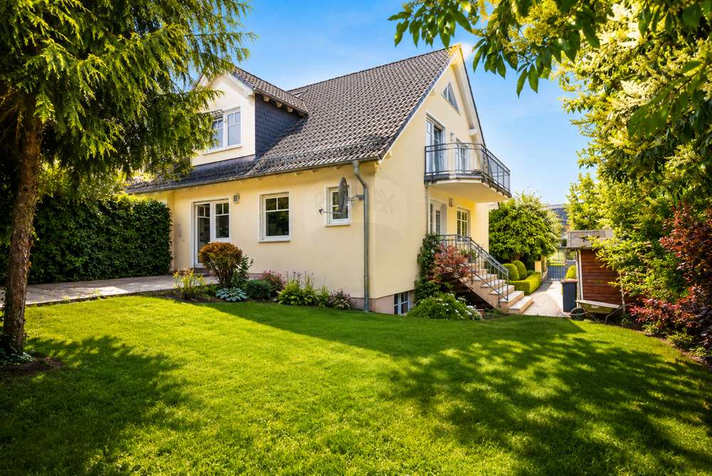 Thumbnail-Haus zum Kaufen in Bad Homburg vor der Höhe Dornholzhausen 1.090.000,00 € 145 m²