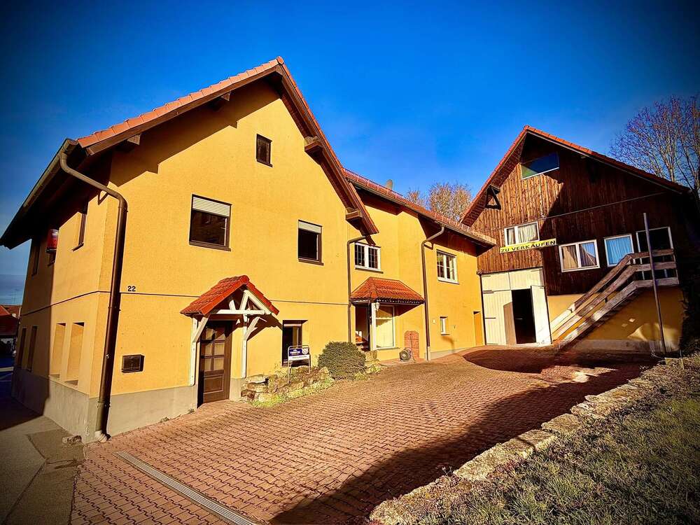 Thumbnail-Haus zum Kaufen in Ermershausen 249.000,00 € 270 m²