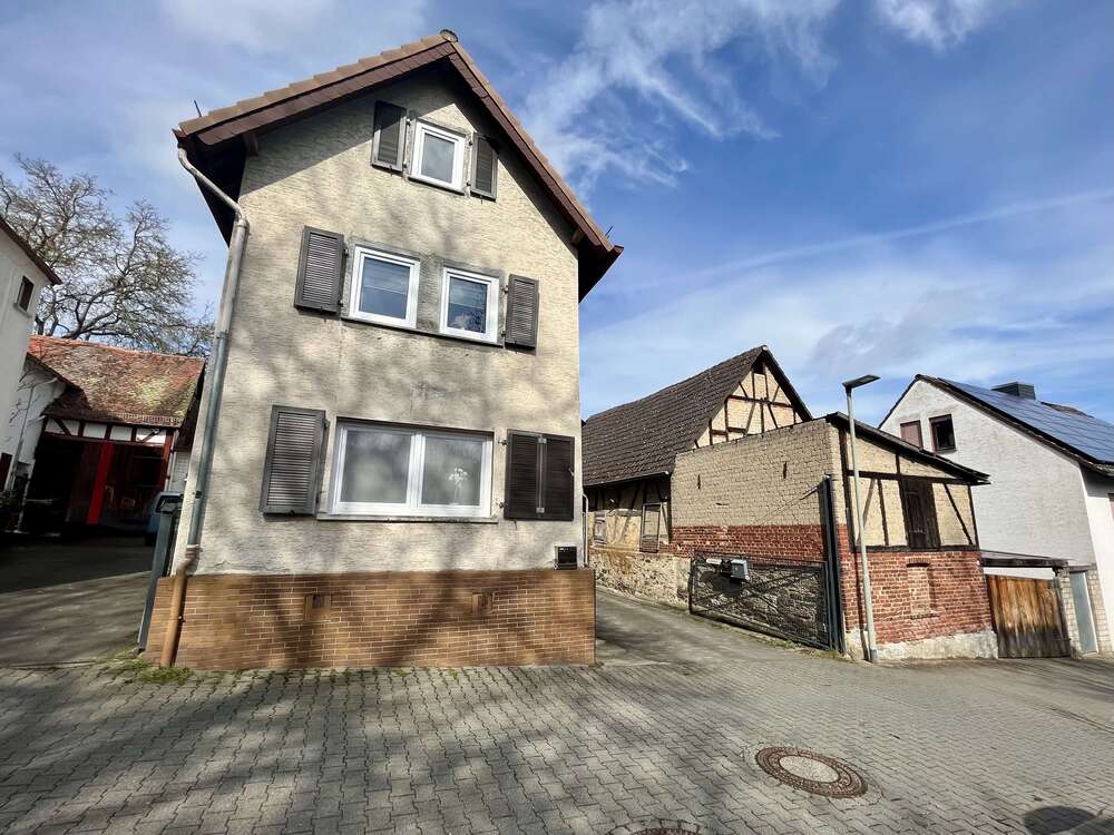 Thumbnail-Haus zum Kaufen in Butzbach 324.000,00 € 187 m²