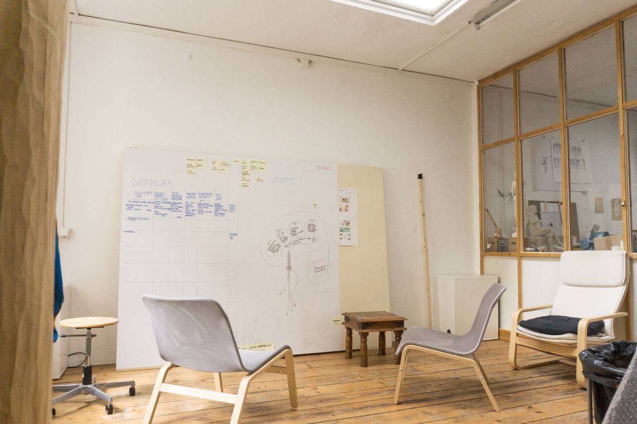 Thumbnail-Büro in München 350,00 € 4 m²