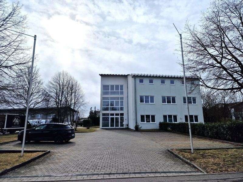 Thumbnail-Büro in Walddorfhäslach 1.480,00 € 198 m²