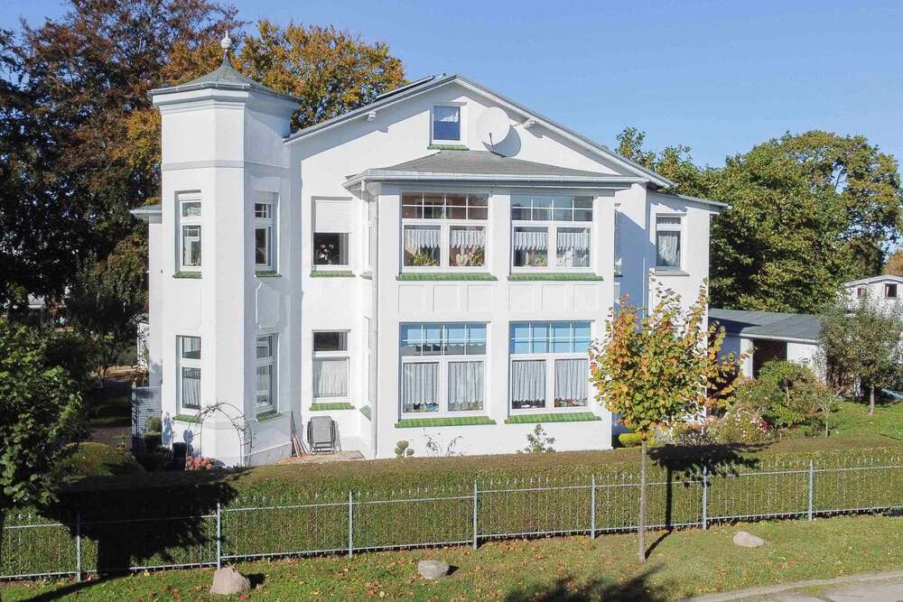 Thumbnail-Haus zum Kaufen in Göhren 999.000,00 € 338.55 m²