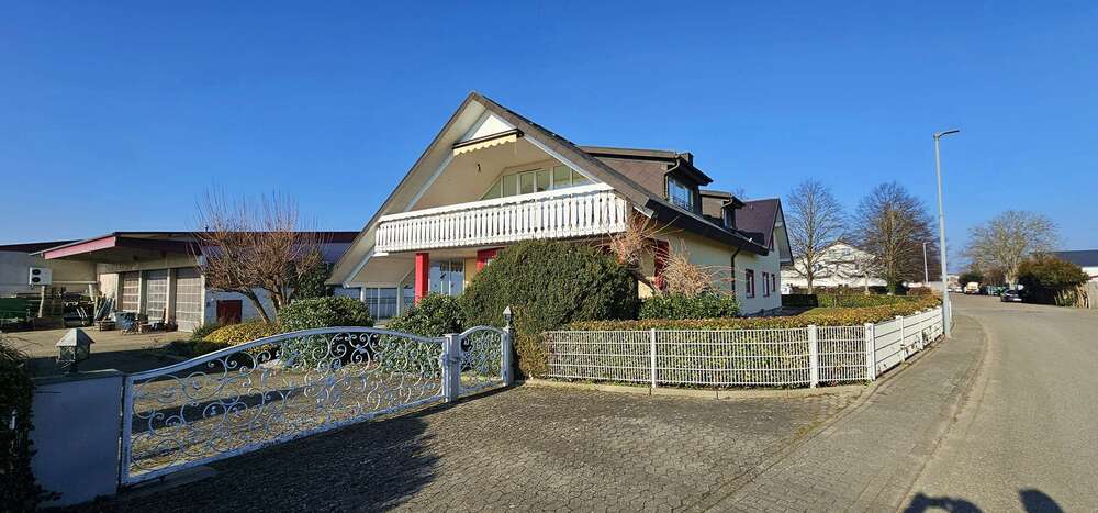 Thumbnail-Haus zum Kaufen in Merdingen 1.200.000,00 € 411 m²