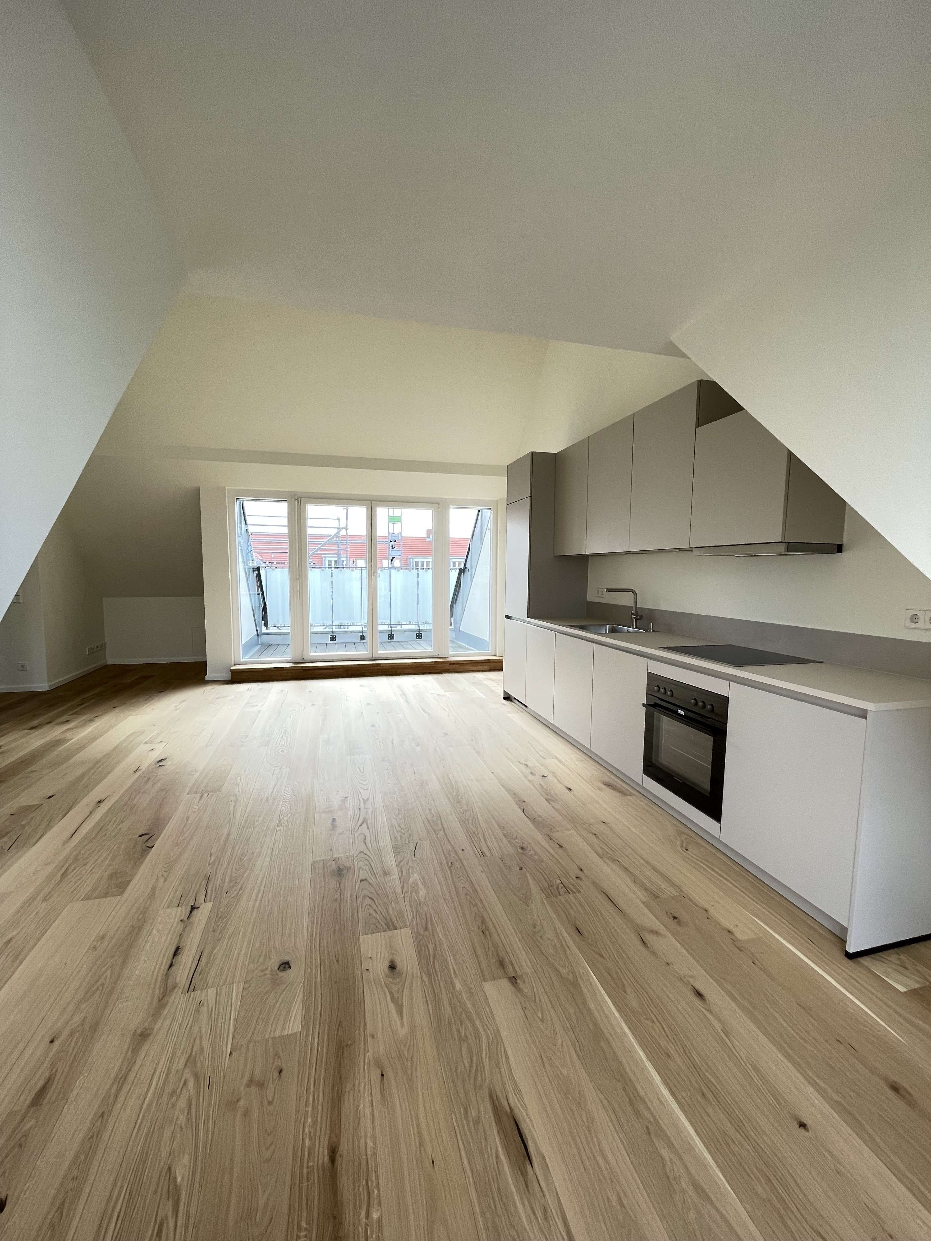 Thumbnail-Wohnung zum Mieten in Berlin 2.116,66 € 81.41 m²