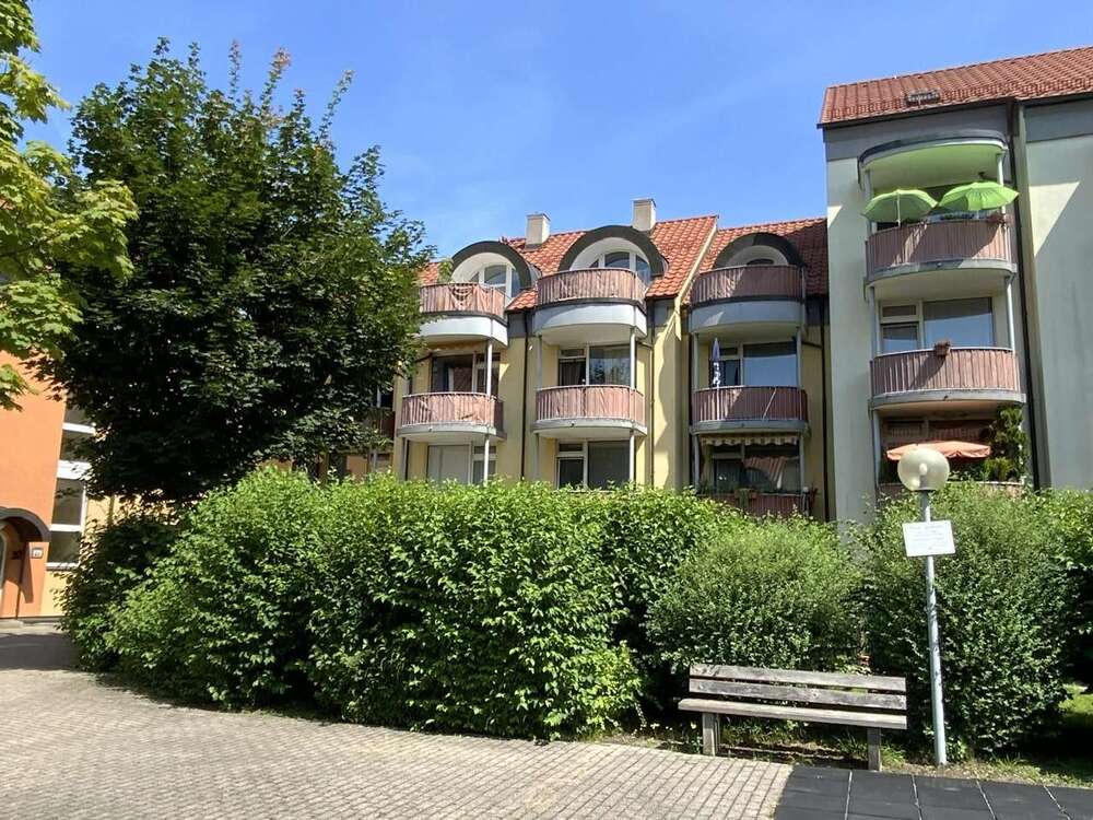 Thumbnail-Wohnung zum Kaufen in Rosenheim 175.000,00 € 32 m²