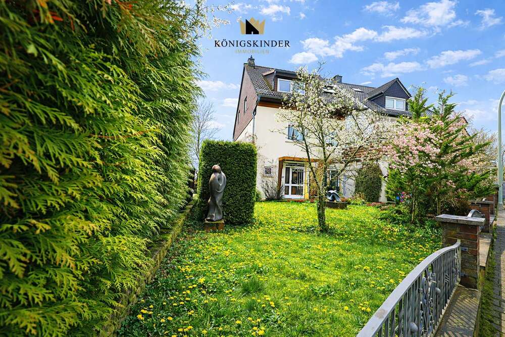 Thumbnail-Haus zum Kaufen in Niedernhausen Oberjosbach 555.000,00 € 258 m²