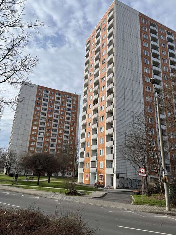 Thumbnail-Wohnung zum Mieten in Dresden 260,00 € 26.43 m²