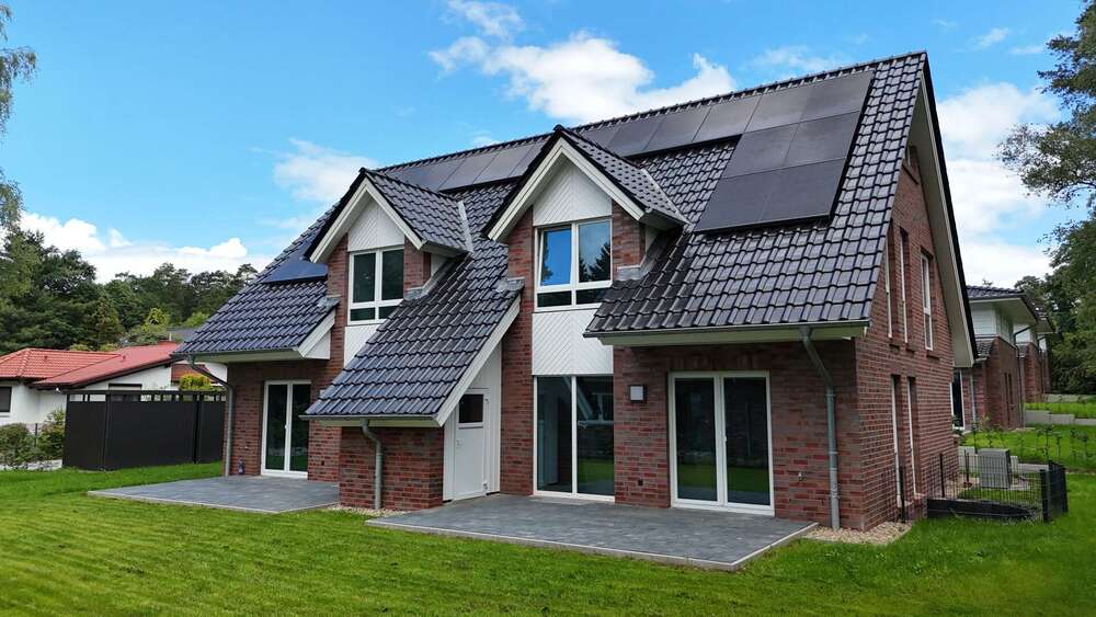 Thumbnail-Haus zum Mieten in Buchholz in der Nordheide 2.228,00 € 117.31 m²