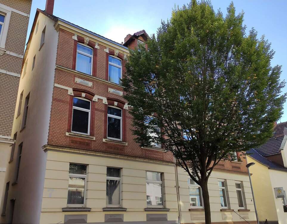 Thumbnail-Haus zum Kaufen in Hameln 319.000,00 € 315 m²