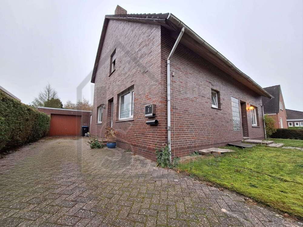 Thumbnail-Haus zum Kaufen in Weener 179.000,00 € 127 m²