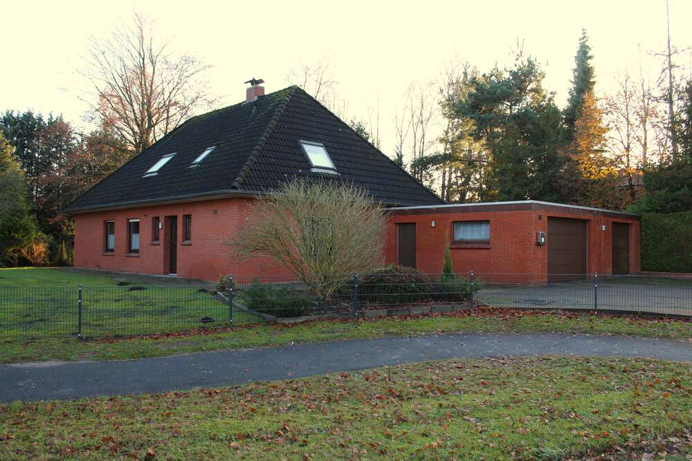 Thumbnail-Haus zum Kaufen in Westoverledingen 285.000,00 € 190 m²