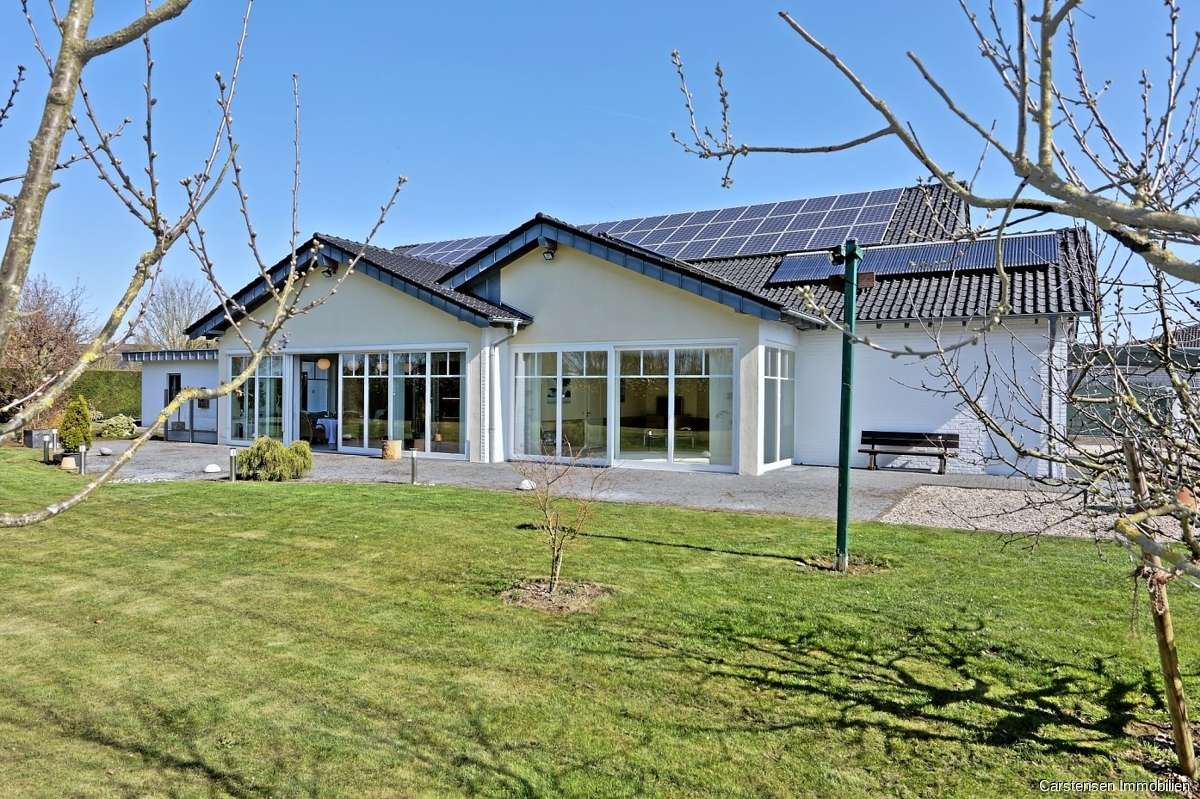 Thumbnail-Haus zum Kaufen in Erkelenz Neu-Immerath 1.150.000,00 € 340.1 m²